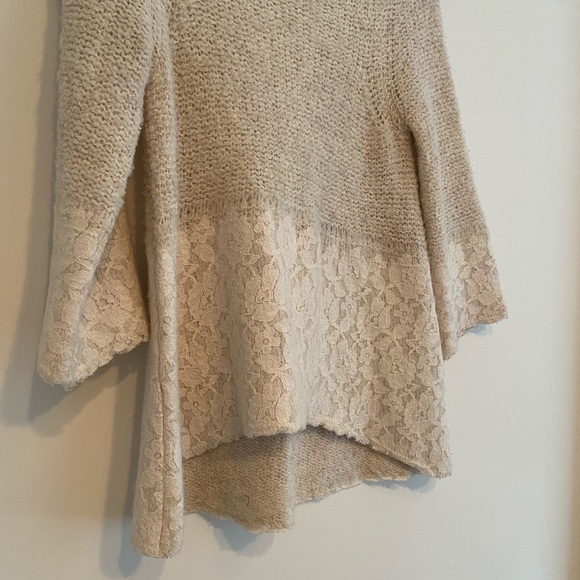 EUC Knitted and Knotted Felted Lace Pullov… - Picture 3 of 9